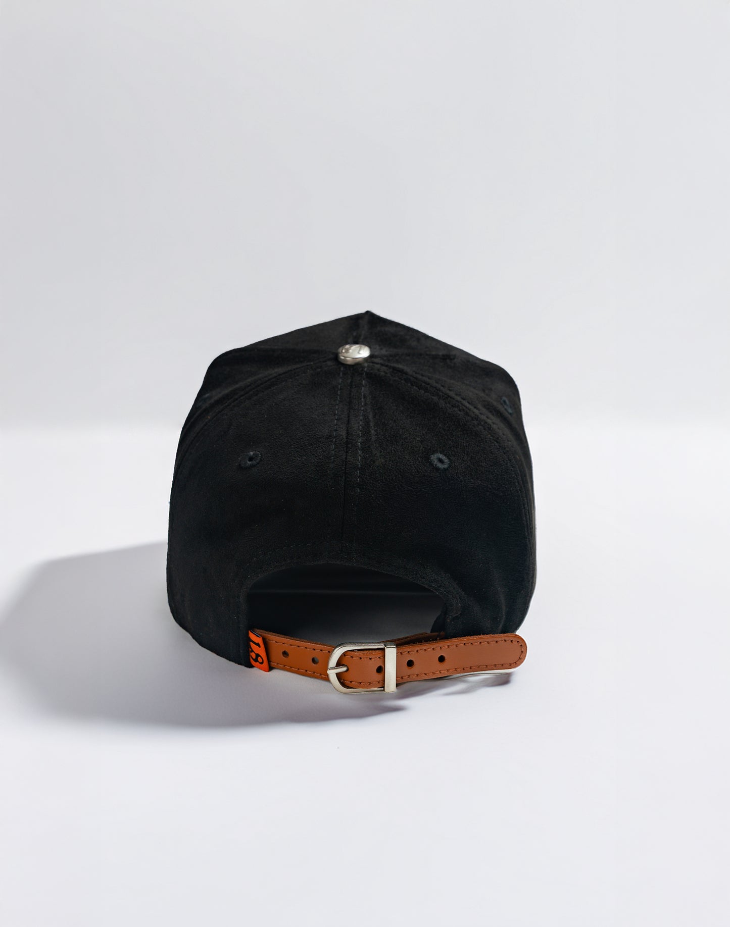 ALL BLACK L8 CHROME METAL